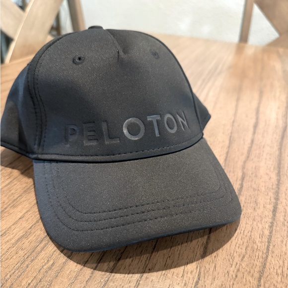Peloton strap back workout hat one size like new - Picture 1 of 3